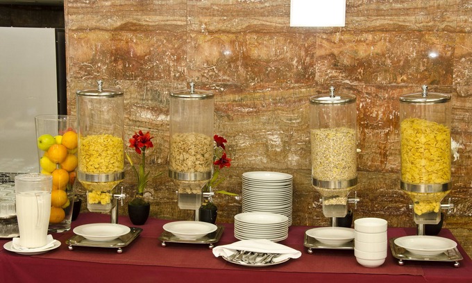 Falca Hotel | Elegant VIP Executive Entrecampos Hotel & Conference