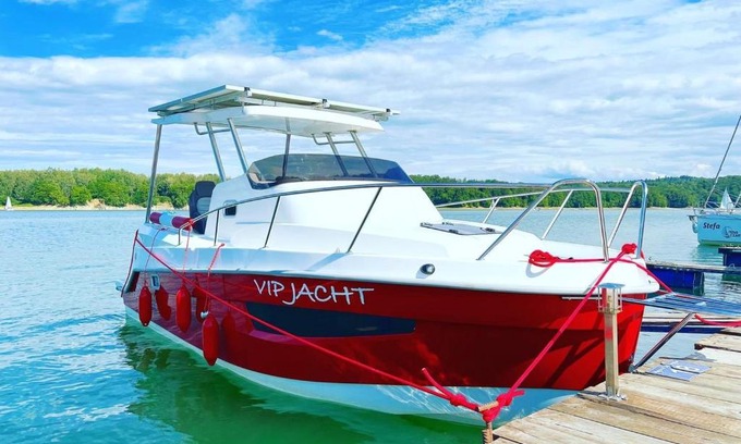 Solina Boat Rental | Oceanfront Bliss at VIP JACHT – Rated 9/10 by Guests