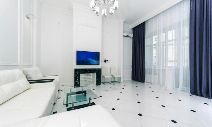 Besarabka Apartment | Ideal Stay Near Premier Palace & Arena City - 4 Star Rated