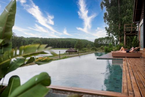 Fernandes Pinheiro House | Virá Charme Resort: Guest Rated 9/10 with Private Pool