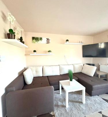 Hajdunanas House | Virág guest house