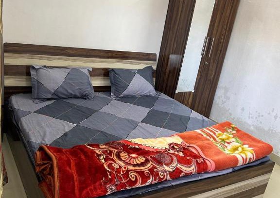Faizabad Apartment | Viraj Cottage 2 bhk AC Free WiFi & Parking Near Ram Mandir