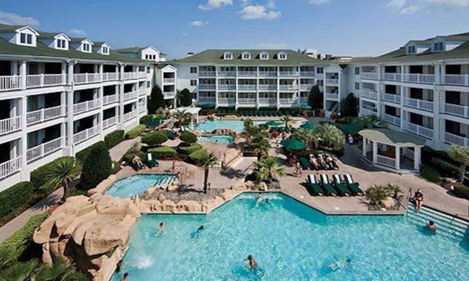 Northeast Virginia Beach Resort | Guest Rated 10/10: Oceanfront Turtle Cay Retreat