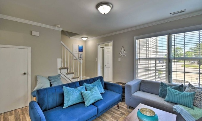 Northeast Virginia Beach House | Family-Friendly Virginia Beach Townhouse Near Boardwalk!
