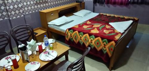 Unnao Hotel | Vishal Palace