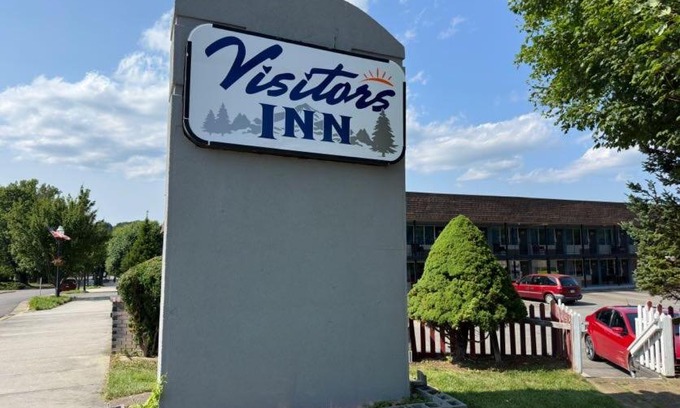 Galax Hotel | Pet-Friendly Comfort at Visitor Inn for Your Family Getaway