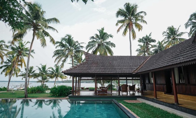 Cherthala Hotel | Experience Vismaya Lake Heritage: Guest Rated 9.9/10! 