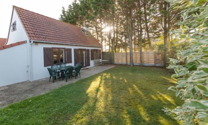 De Haan House | Oceanfront Bliss at Vissershuisje Nova - Guest Rated 9.6