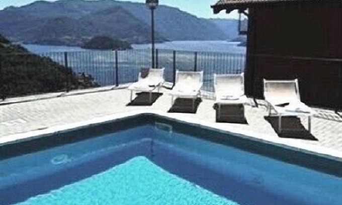 Perledo Apartment | Relaxing Vista d'Oro Ulivo Apt. 7 with Pool & Lake View