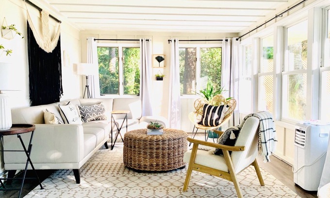 Southern Shores Cottage | Experience VISTA DI CIELO - Waterfront Escape with Spa & Pool