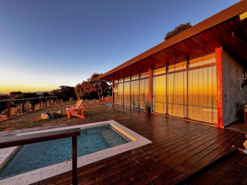 Maria da Fe House | Vista espetacular, piscina e banheira no quarto!