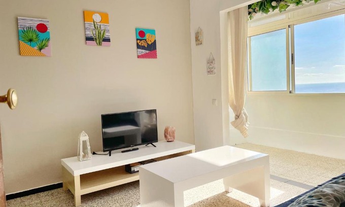 Las Palmas de Gran Canaria House | Vista Mar Home: Cozy Shared Apartment with Kitchen Access