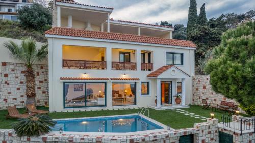 Rodhia Villa | Oceanfront Vista Mare Villa by Estia - Rated 9.3/10