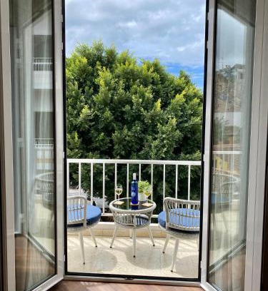 Los Llanos Apartment | VISTA PLAZA - Prime Location with Family-Friendly Amenities