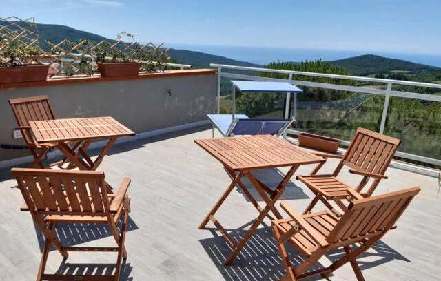 Nibbiaia House | Idyllic Views of the Tuscan Archipelago Islands Await