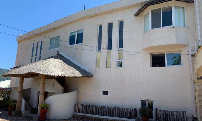 Lomas de Costa Azul Villa | Inviting Stay at VISTADELMAR with Pool and Breakfast