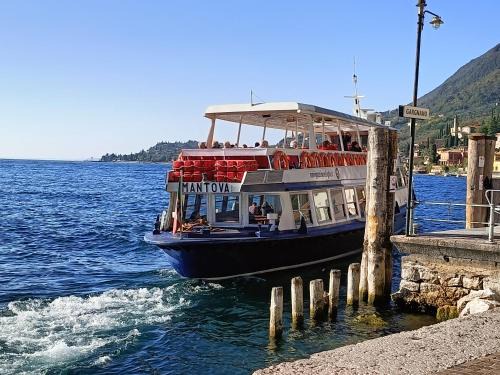 Gargnano Apartment | Discover Vistalago: Family-Friendly Getaway with Top Ratings