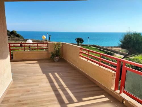 Lo Rufete Apartment | Oceanfront Vistamar Apartamento B with Pool & Kids Amenities