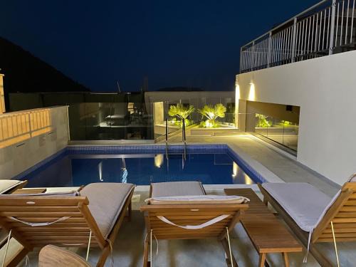 Podmaine Apartment | Experience Vistamar Hotel & Apartments with Ocean Views