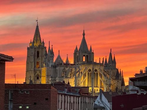 Leon Apartment | Experience El Mirador de San Guillermo with Cathedral Views