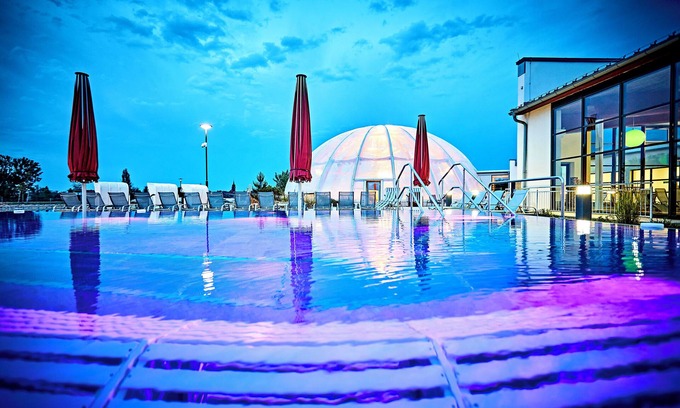 Bad Windsheim Hotel | Relax at Vital Hotel an der Therme with Spa & Pool Access