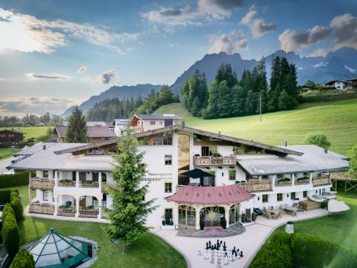 Going am Wilden Kaiser Hotel | Experience Comfort at Hotel Sonnenhof: 4-Star Oceanfront Retreat