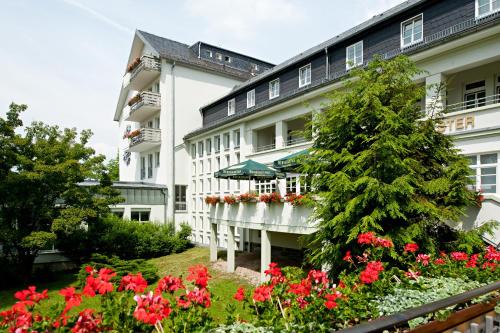 Bad Elster Hotel | Relaxing Vitalhotel Weisse Elster with Spa & Pool Amenities