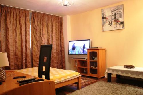 Sector 4 Apartment | Modern Oceanfront Apartment with Private Pool for 4 Guests