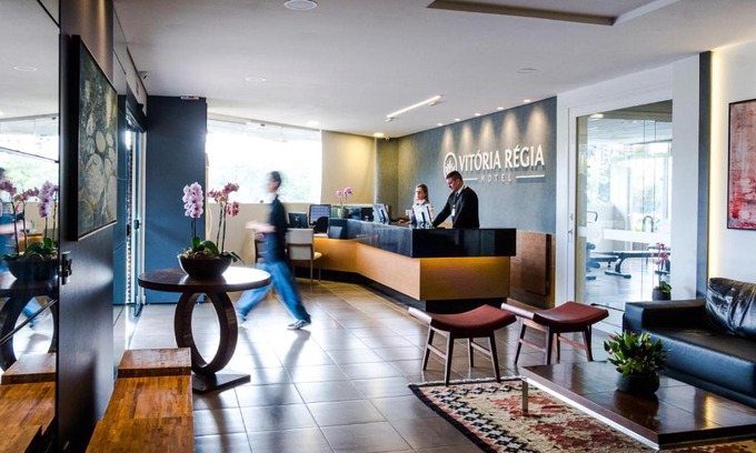 Bauru Hotel | Stylish Vitoria Regia Hotel Bauru with Pool & Breakfast