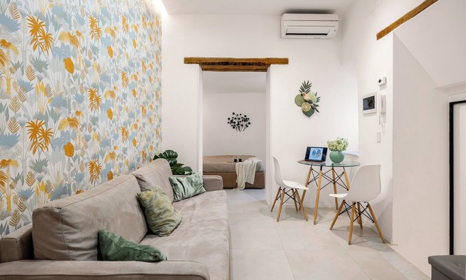 Centro Storico House | Vittorio Maison - elegant apartment in the historic center of Palermo