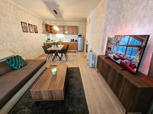 Pamporovo Apartment | Viva 4-A-23 Apartment ski to the door complex Grand Monastery Pamporovo