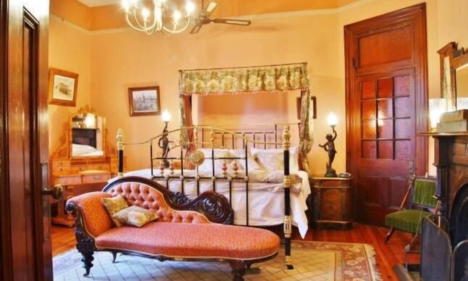 North Adelaide Apartment | Guest Rated 9.4! Viva Music Apartment - Buxton Mansion