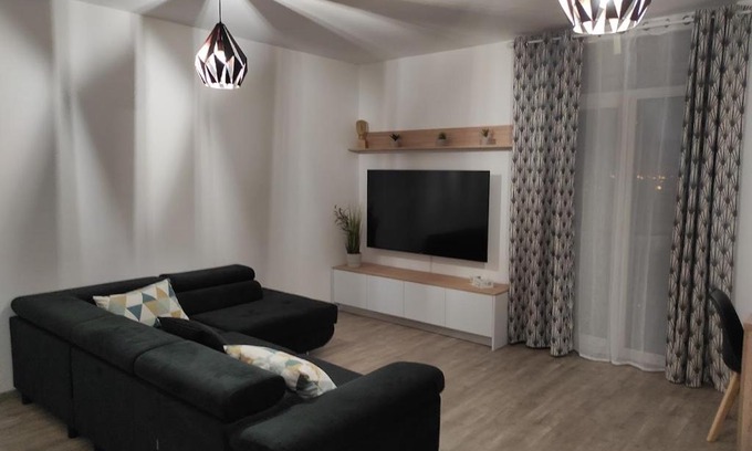 Timisoara Apartment | Unforgettable Stay at Vivasoara: Guest Rated 10/10