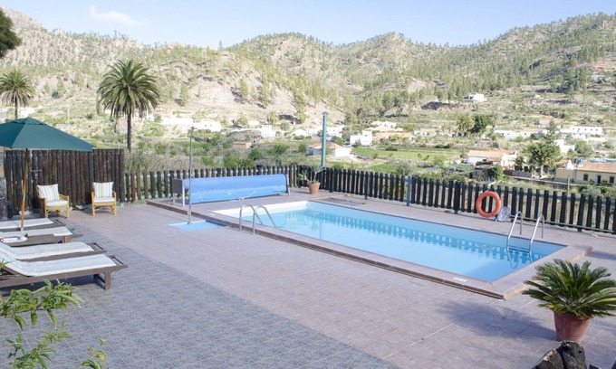San Bartolome de Tirajana Cottage | Discover Valle de Chira: A Hidden Gem with Pool & BBQ