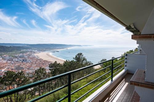 Nazare House | Experience Vivenda Bellavista: Family-Friendly & Rated 10/10