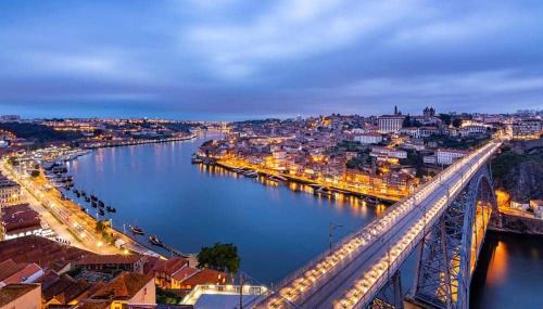 Santa Maria da Feira House | Family-Friendly Stay at Vivendas Alves Pinho - Rated 9.1