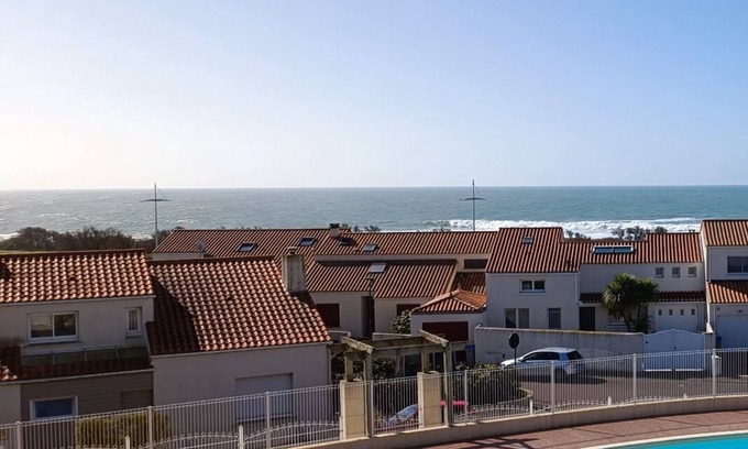 Les Sables d'Olonne Villa | Experience Ocean Views in a Historic Semaphore Hotel