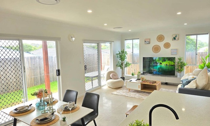 Logan Reserve House | Vivid Logan In Your Trip