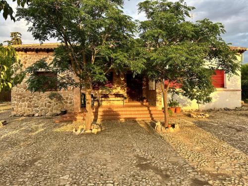 Totanes House | Oceanfront Retreat "La Era" - Guest Rated 8.9/10