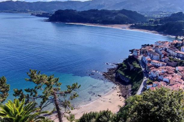 Lastres House | Relaxing Getaway at El Canxilón with Sea Views