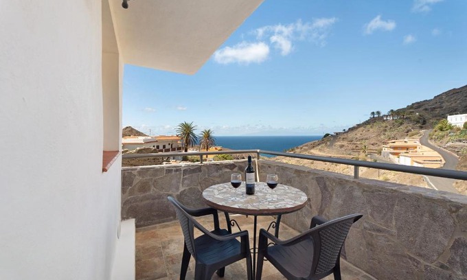 Alojera House | Child-Friendly Vivienda Vacacional La Era - Rated 9.8/10!