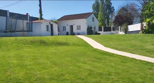 Aviles House | Discover VIVIENDA VACACIONAL LA PERILLANA: Urban Meets Rural