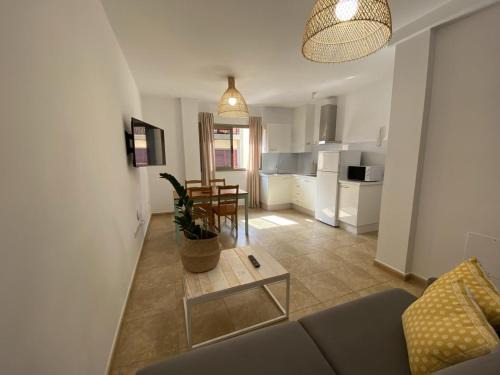 La Restinga Apartment | Cozy Oceanfront Retreat in Southern Europe - Guest Rated 9.3