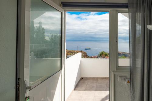 Brena Alta House | Top-Rated Family Retreat at Vivienda Vacacional Tinisagua