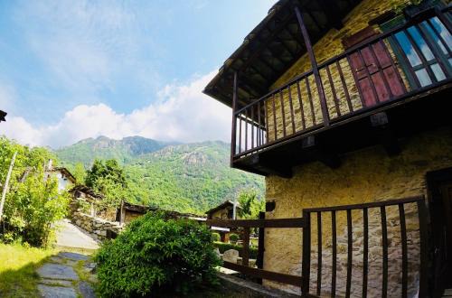 Roure House | Discover ViviMontagna Katherina: Rated 9.3/10 & Pet Friendly