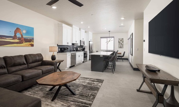 Moab South Valley Apartment | Experience Vizcaya #12: Moab's Top Guest-Rated Retreat