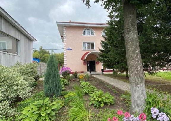 Staraya Kupavna Hotel | Budget-Friendly Stay at Vizit with Complimentary Breakfast