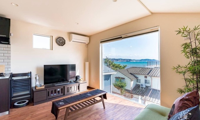 Kamakura Apartment | Ocean View VK301: Breakfast & Family-Friendly Stays