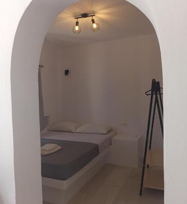 Milopotas House | Vlastos 1: A Family and Pet Friendly Getaway