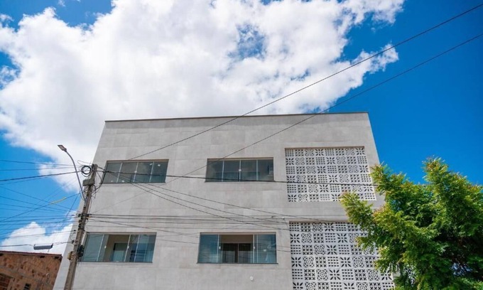 Camocim Apartment | Exceptional VM Flat Residence: Family-Friendly with Kitchen